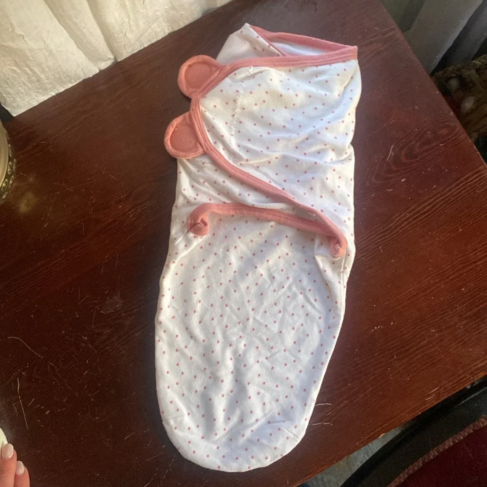Lot of 3 Newborn 0-3m Baby Girl Pink Swaddles + Copper Pearl Burp Cloth Floral